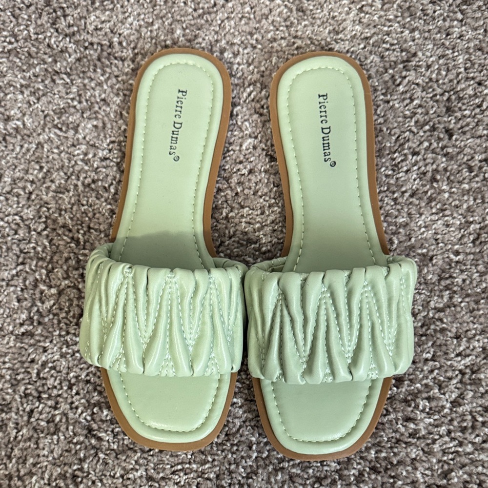 Pierre Dumas Women's Mint Slide Sandals